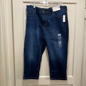 Liz Claiborne Sarah crop mid rise dark jeans
